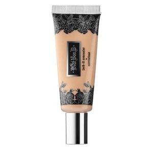 Kat Von D lock it concealer